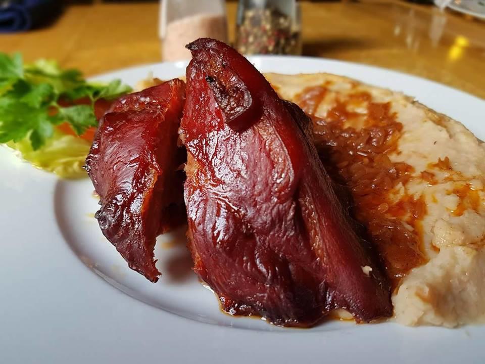 艾丽斯酒店 Bors 外观 照片